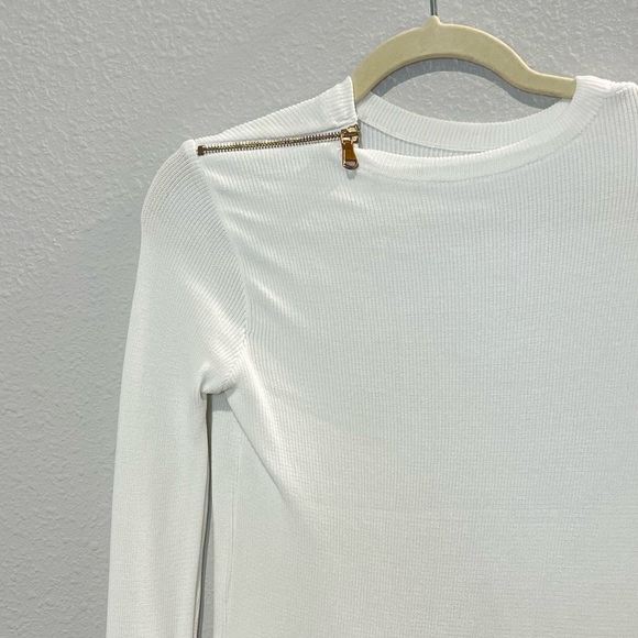 Ribbed Ivory/White Gold Zipper Top Size Small - Picture 4 of 10